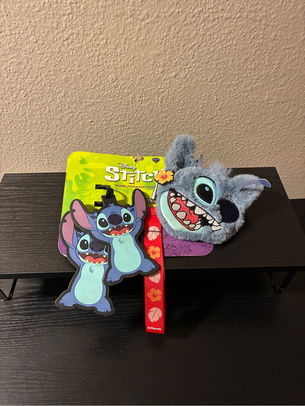 Disney Lilo And Stitch Travel Set with Pouch 2 Luggage Tags & Lanyard New